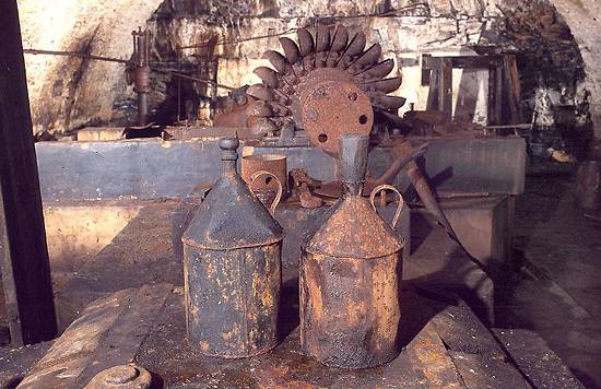 Oil Cans